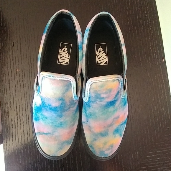 Vans Shoes - Vans platform slip ons
